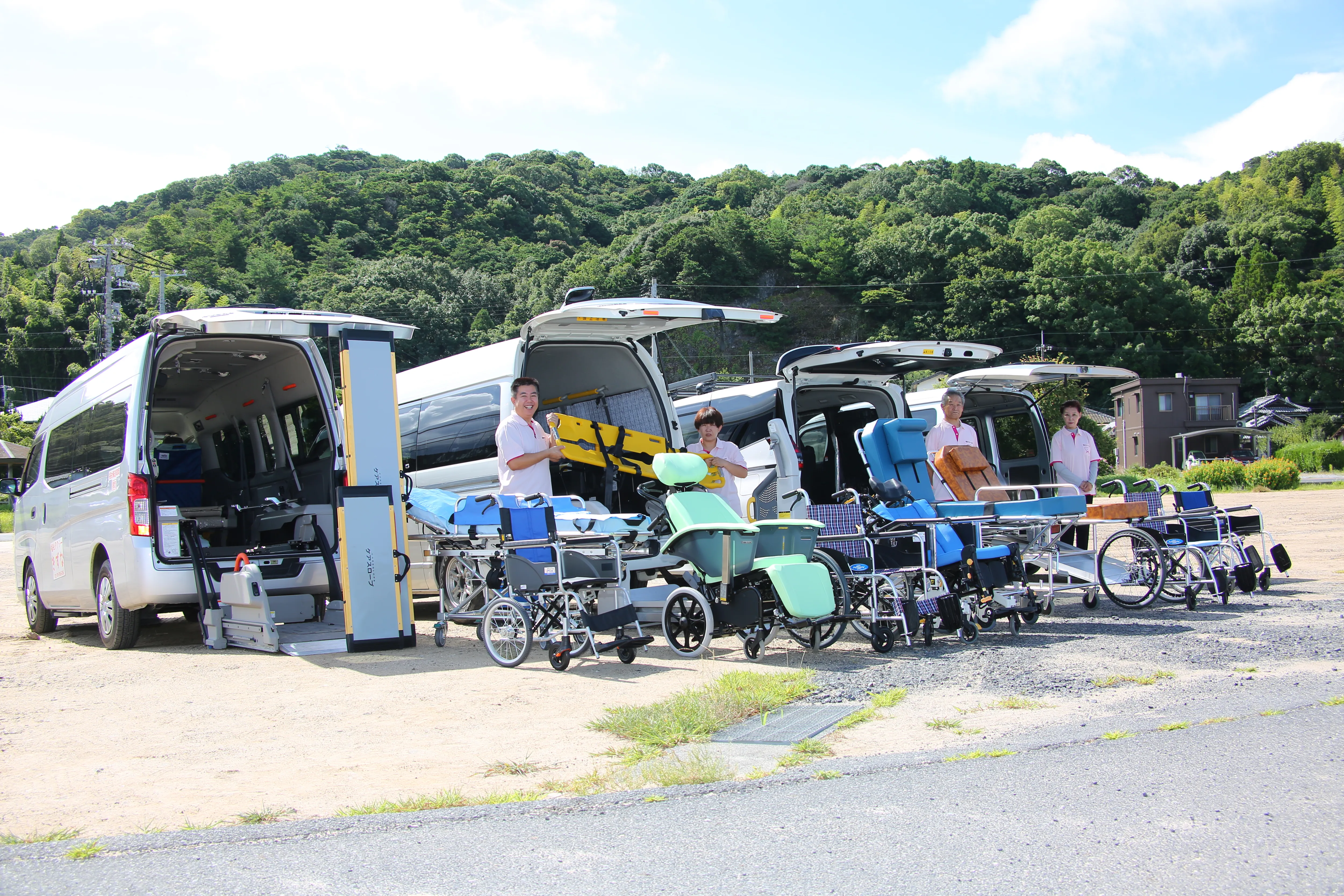 きずなスタッフの集合写真